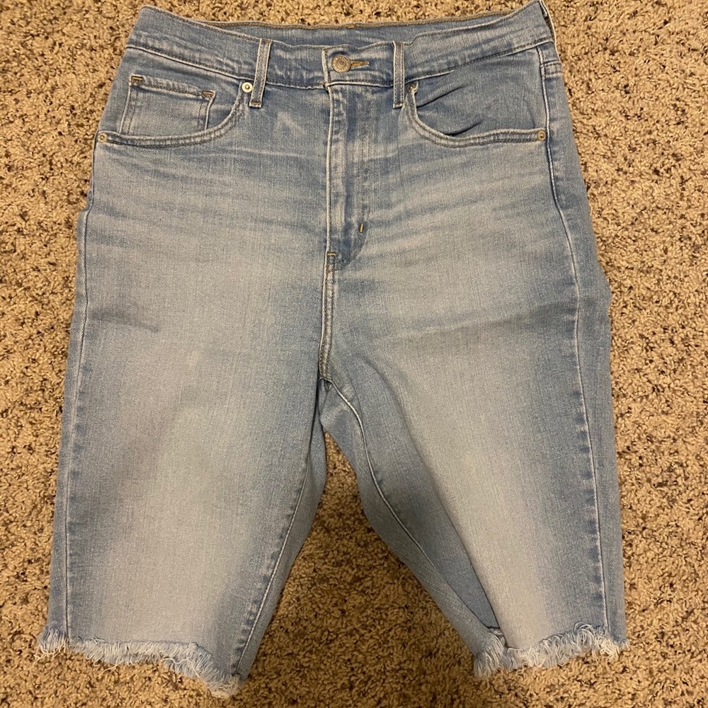 Levi’s Light High Waisted Denim Bermuda Shorts